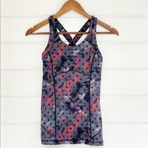Lululemon Kanto Catch Me Tank Top Windy Blooms Regal Plum Multi / Black Size 2
